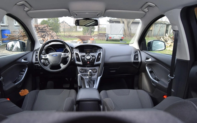 Ford Focus cena 28500 przebieg: 225000, rok produkcji 2013 z Góra małe 277